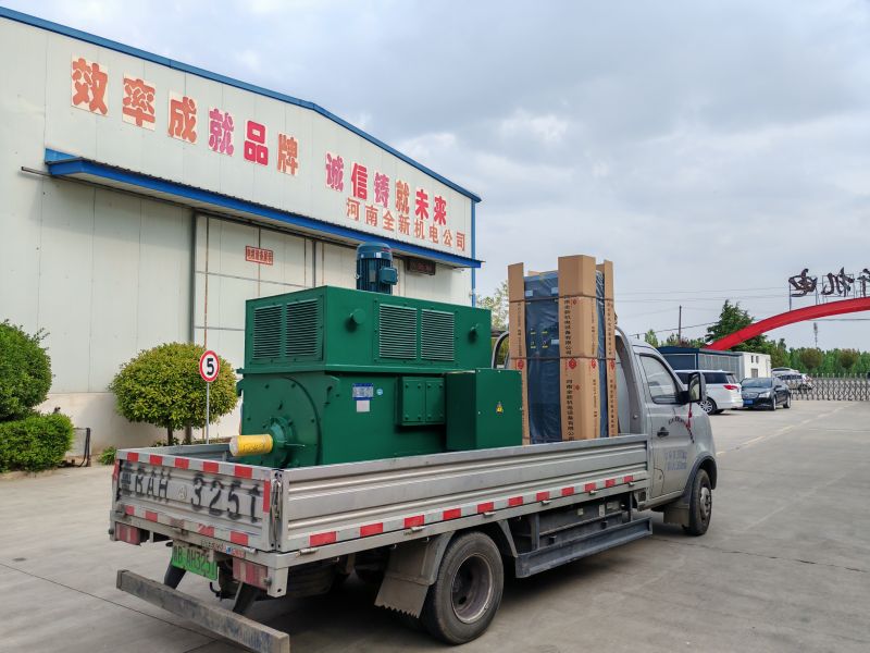 鑽井隊630kw-6變頻電機和800kw變（biàn）頻櫃裝車發貨